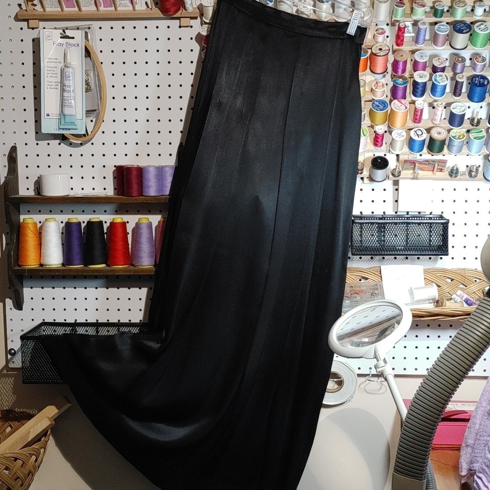 VTG Something! Oscar De la Renta Black Satin Maxi Skirt XXS-XS - Picture 6 of 17